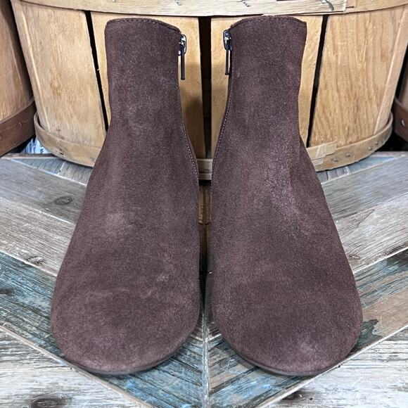 Seychelles Sultry Chocolate Brown Suede Demi Wedge Ankle Booties Womens Size 6.5 - Picture 4 of 11